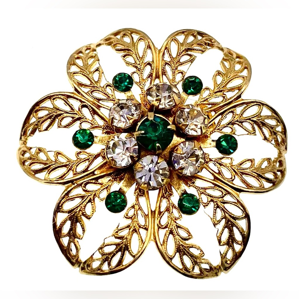 Vintage 50s Gold Tone Filigree Floral Design Brooch Faceted Prong Set Crystals